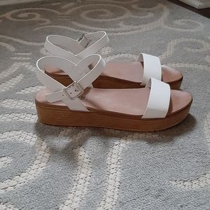 Shein white chunky wedge sandals.  Size 9.